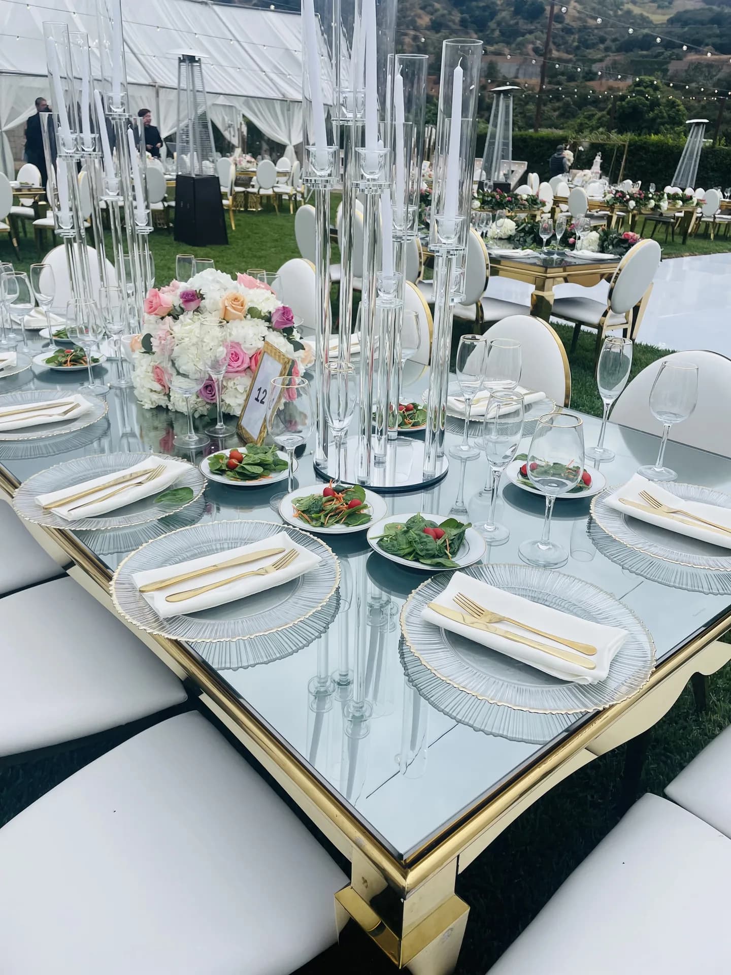 Elegant gala table setting catered by KMR Gourmet for a Los Angeles wedding